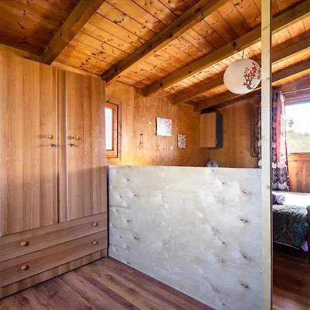 Wooden House Chavriáta